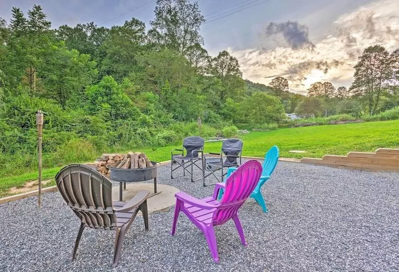 Sawyers Cabin W/ Hot Tub In Blue Ridge Mtns!