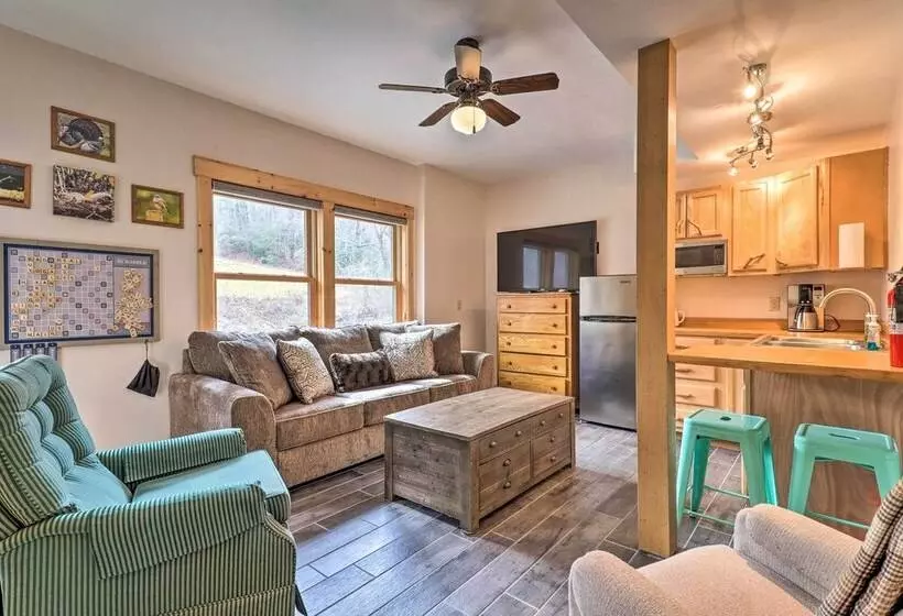 Sawyers Cabin W/ Hot Tub In Blue Ridge Mtns!