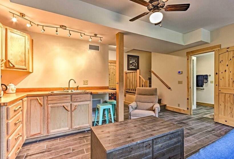 Sawyers Cabin W/ Hot Tub In Blue Ridge Mtns!