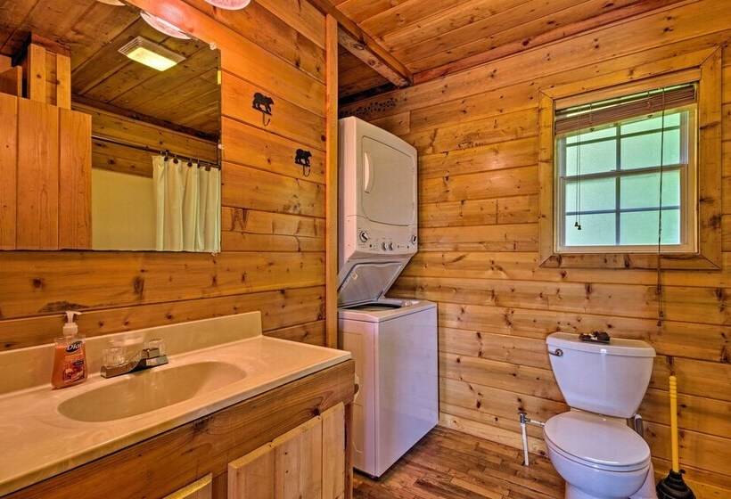 Secluded Lenoir Cabin: 4 Mi To Dtwn Blowing Rock