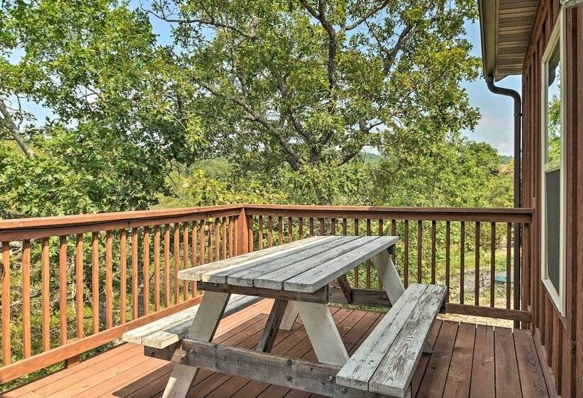 Branson West Cabin W/ Pool Access & Golfing