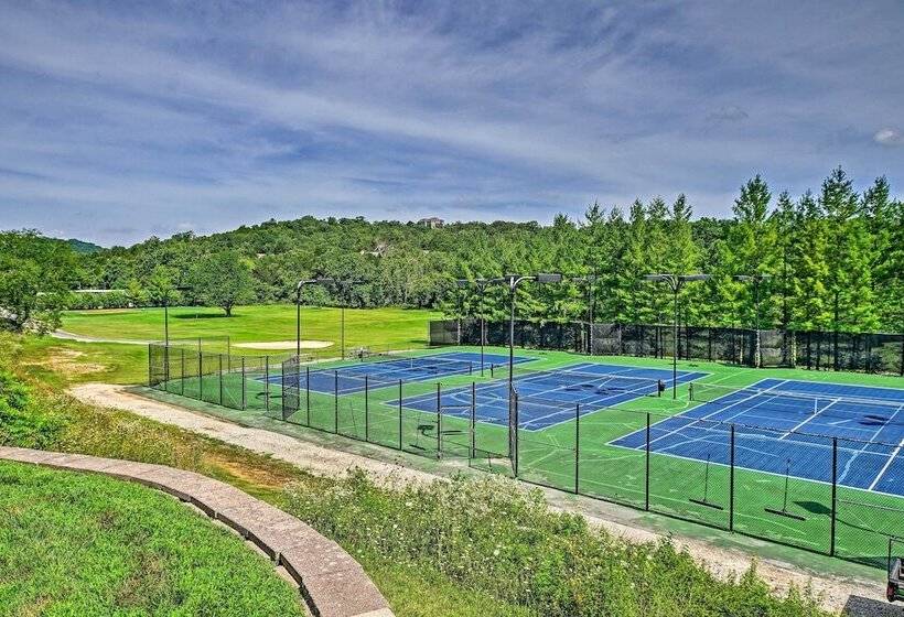 Branson West Cabin W/ Pool Access & Golfing