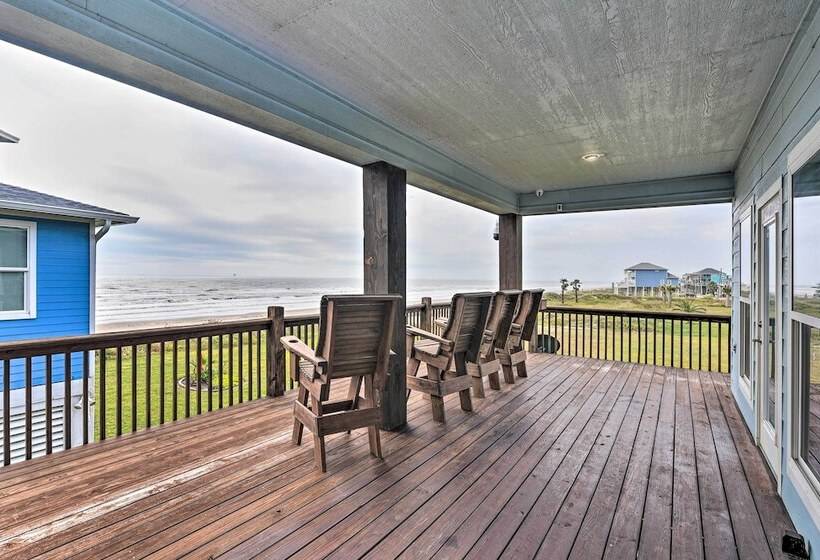 Steps To Shore: Crystal Beach Retreat W/ Deck!