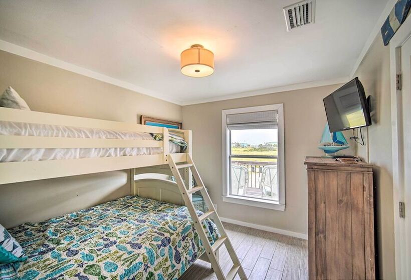 Sunny Gulf Shores Haven, 3 Mi To Fort Morgan!