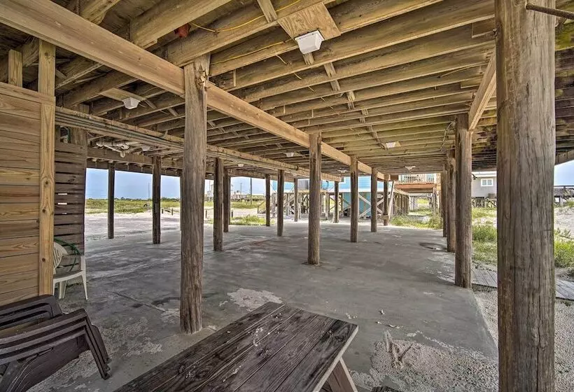 Sunny Gulf Shores Haven, 3 Mi To Fort Morgan!