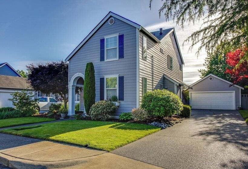 Tacoma Home W/ Garden + Pond ~ 3 Mi To Beach!