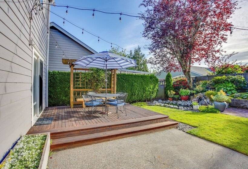 Tacoma Home W/ Garden + Pond ~ 3 Mi To Beach!