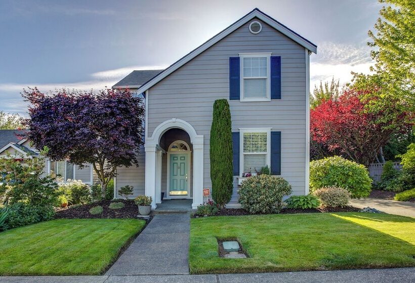 Tacoma Home W/ Garden + Pond ~ 3 Mi To Beach!