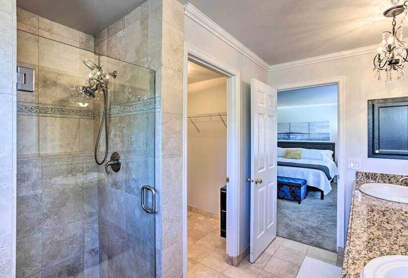 Tacoma Home W/ Garden + Pond ~ 3 Mi To Beach!