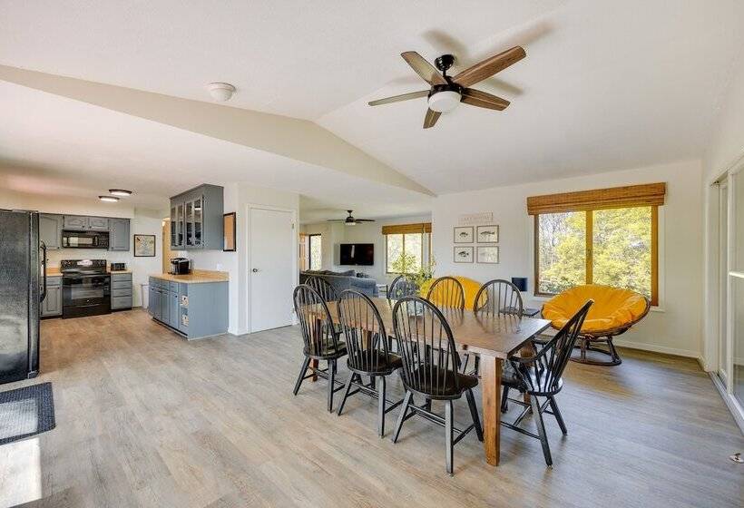 The View Waterfront Lake Anna Home W/ Dock!