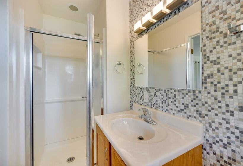 The View Waterfront Lake Anna Home W/ Dock!