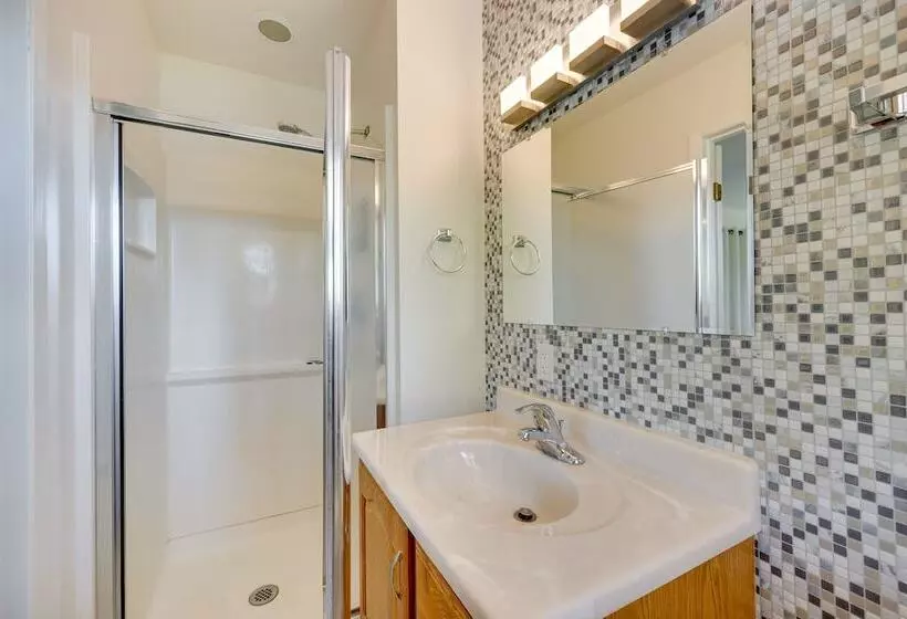 The View   Waterfront Lake Anna Home W/ Dock!