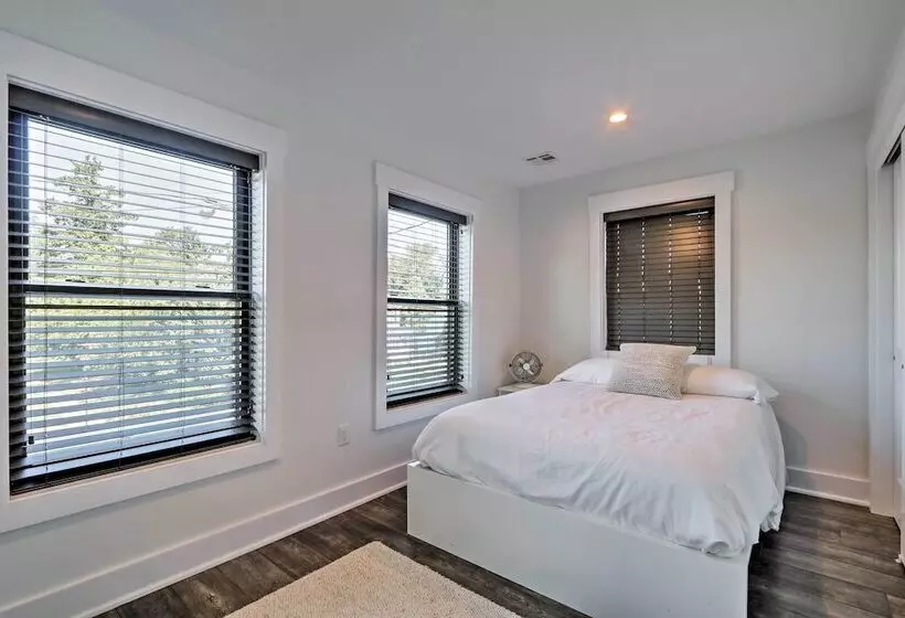 Updated Downtown Red Bank Home 5 Mi To Beach!