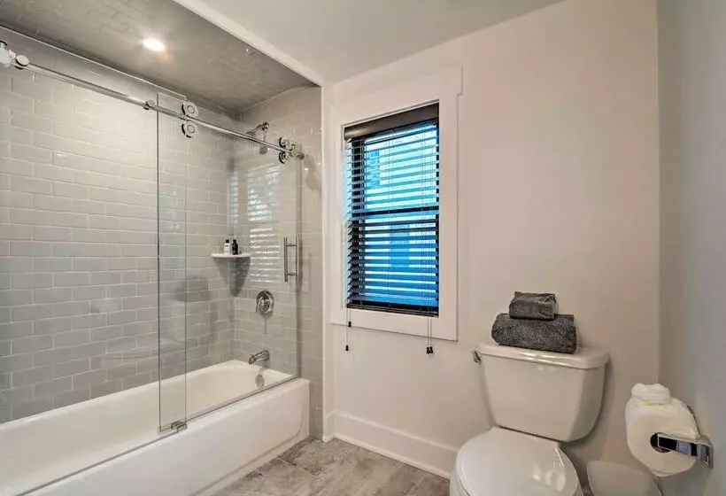 Updated Downtown Red Bank Home 5 Mi To Beach!