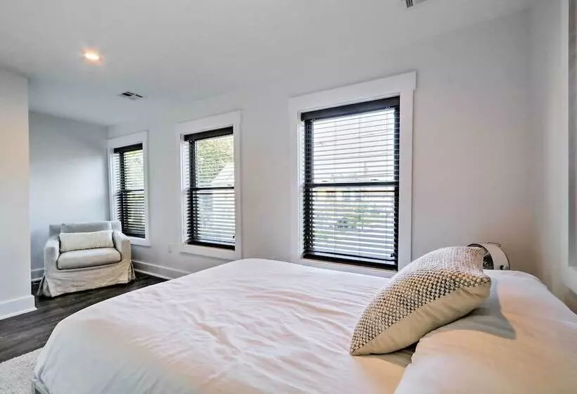 Updated Downtown Red Bank Home 5 Mi To Beach!