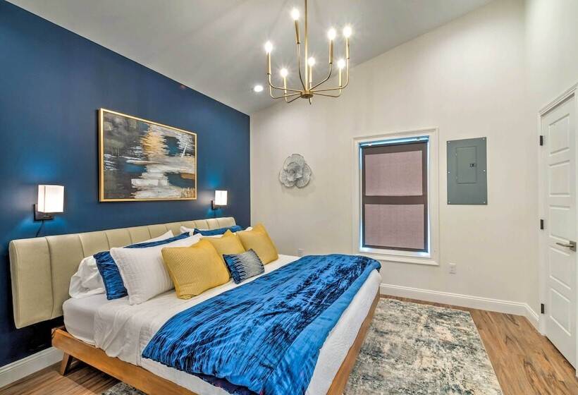 Upscale & Quiet Paducah Retreat On 15 Acres!