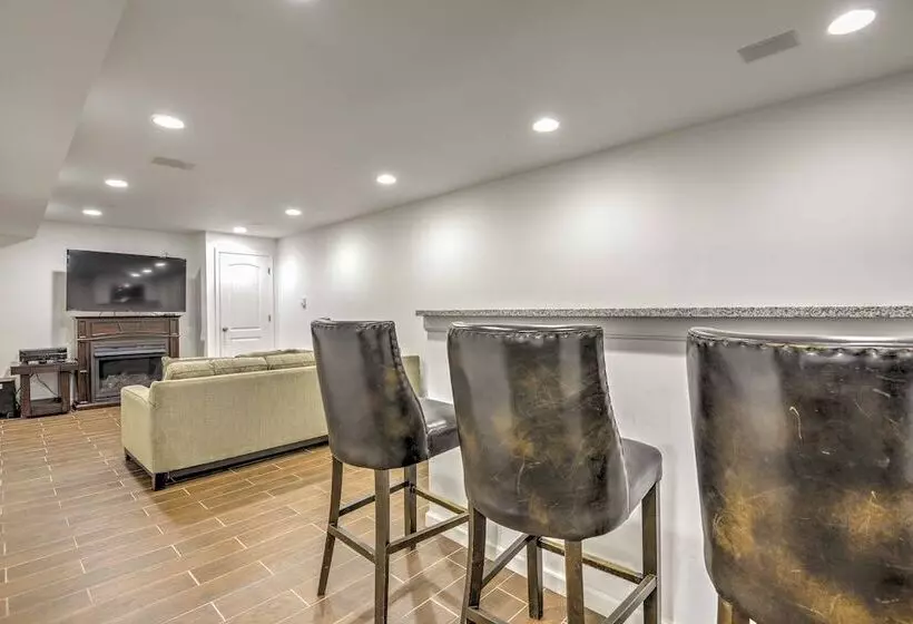 Waterfront Lake Harmony Home W/ Hot Tub & Fire Pit