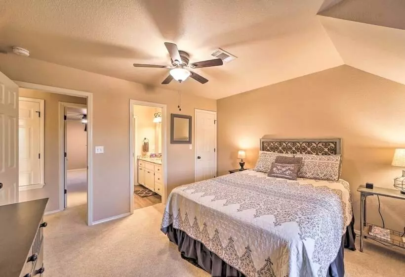 15 Acre Retreat Near Dtwn Tulsa & Skiatook Lake