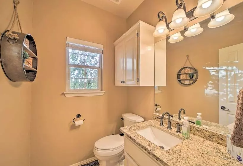 15 Acre Retreat Near Dtwn Tulsa & Skiatook Lake