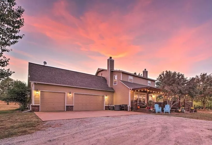 15 Acre Retreat Near Dtwn Tulsa & Skiatook Lake