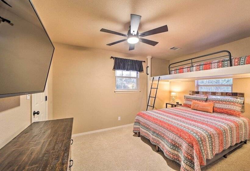 15 Acre Retreat Near Dtwn Tulsa & Skiatook Lake