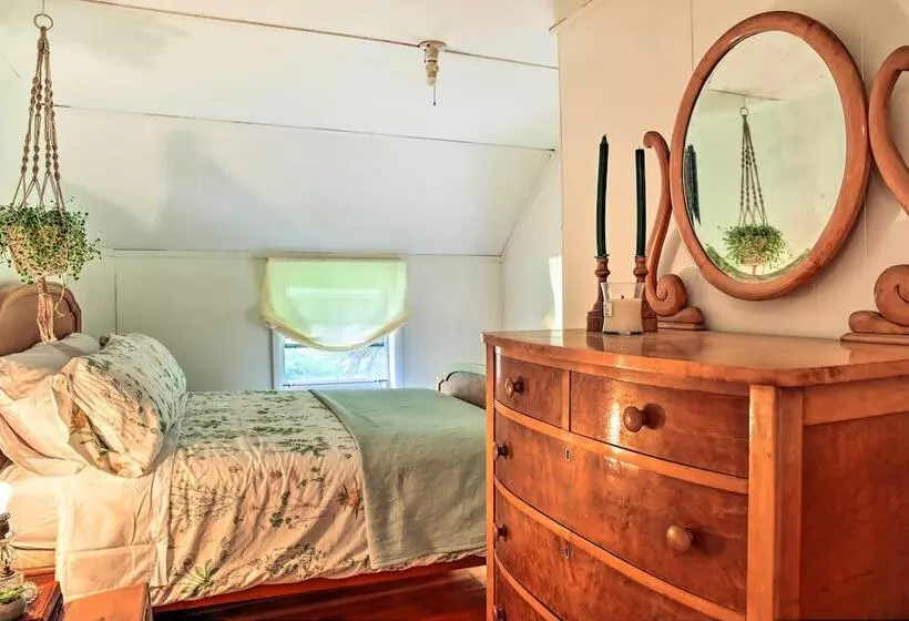 Authentic 1912 Adirondack Lake Camp W/ Fire Pit