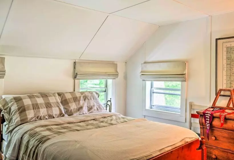 Authentic 1912 Adirondack Lake Camp W/ Fire Pit