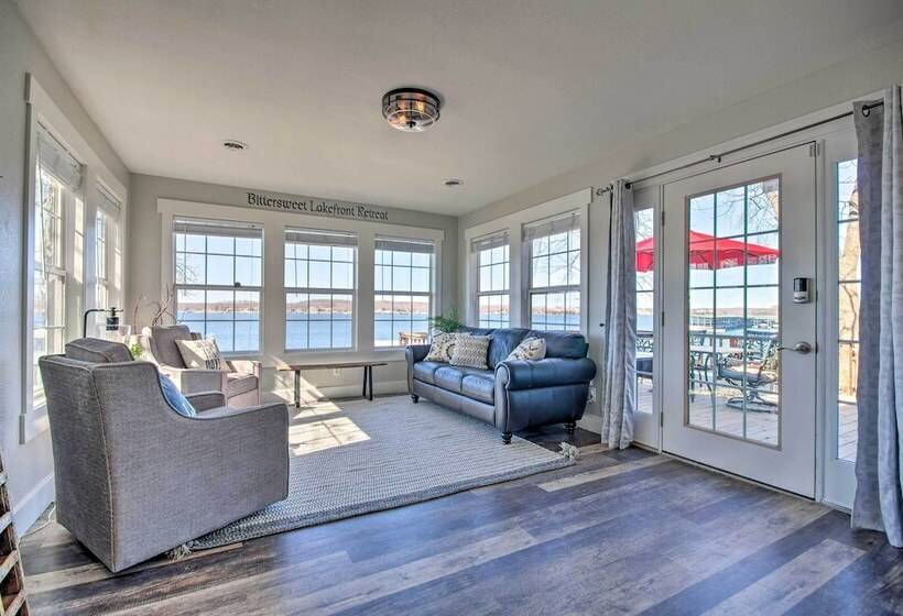 Bittersweet Lakefront Retreat  In Lake Ozark!