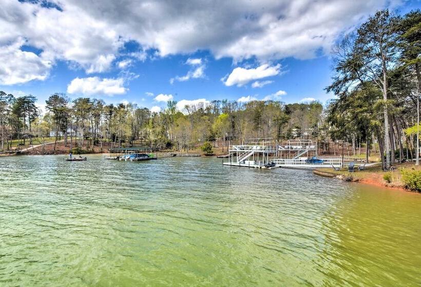 Bright Oasis On Lake Hartwell W/ Boat Dock!
