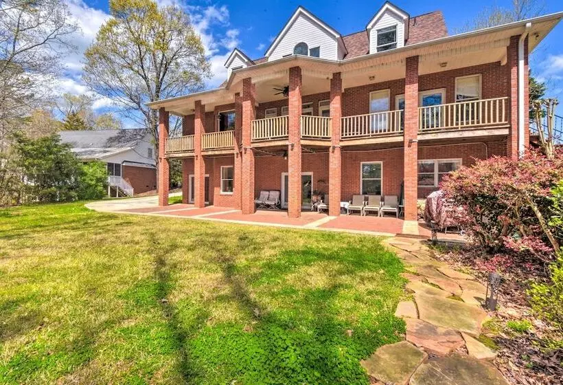 Bright Oasis On Lake Hartwell W/ Boat Dock!
