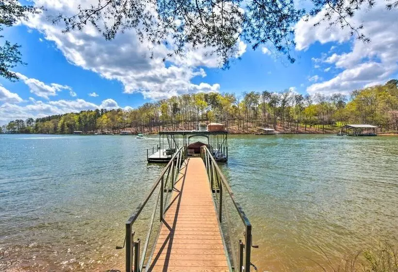 Bright Oasis On Lake Hartwell W/ Boat Dock!