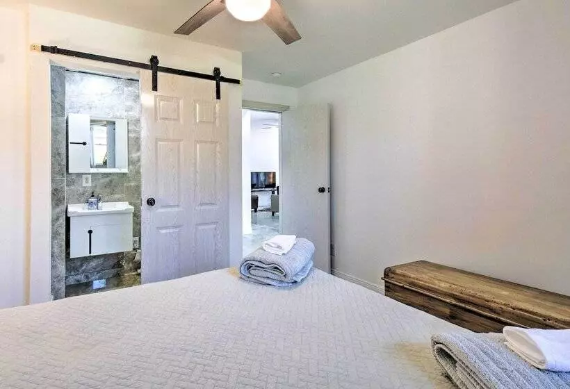 Bright Oasis On Lake Hartwell W/ Boat Dock!