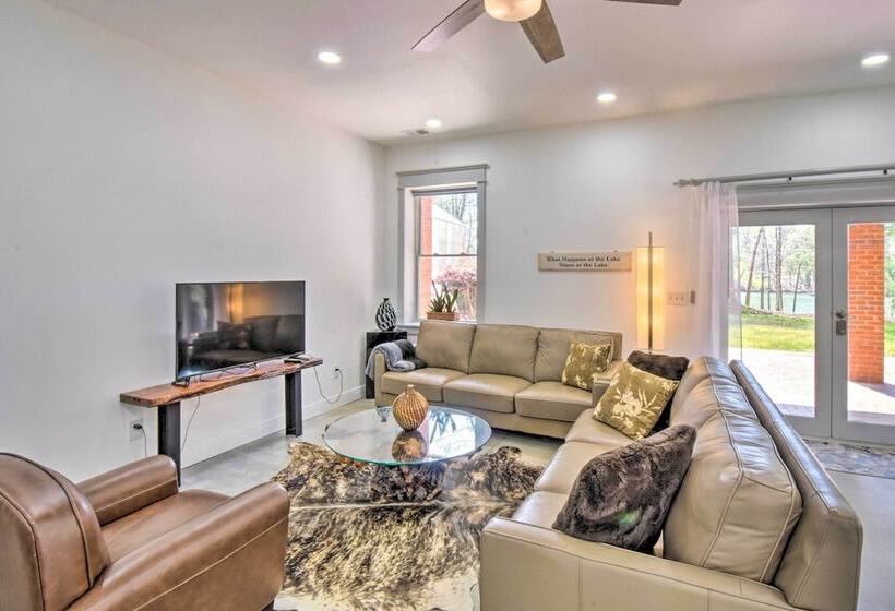 Bright Oasis On Lake Hartwell W/ Boat Dock!