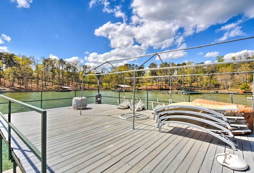 Bright Oasis On Lake Hartwell W/ Boat Dock!