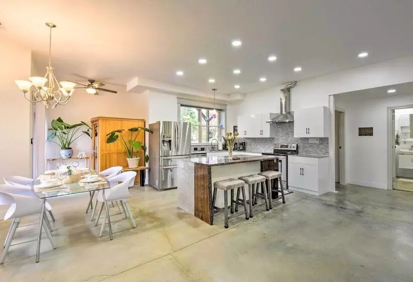 Bright Oasis On Lake Hartwell W/ Boat Dock!