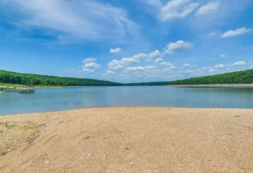 Bull Shoals Lake Home W/ Porch   Steps To Water!