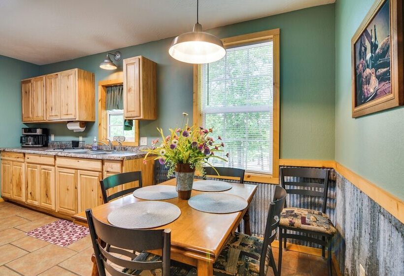 Bull Shoals Lake Home W/ Porch   Steps To Water!