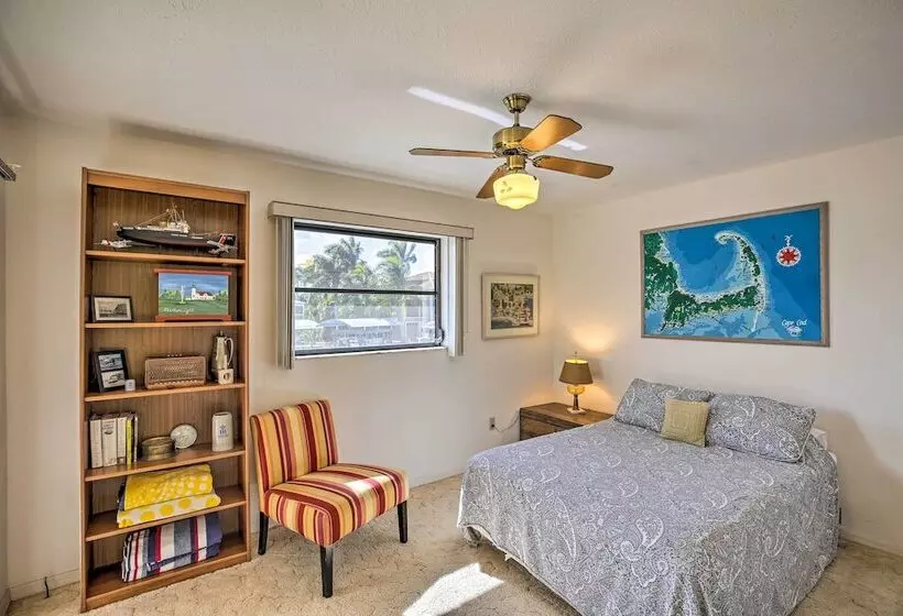 Private Pool & Deck: Canalfront St James City Home