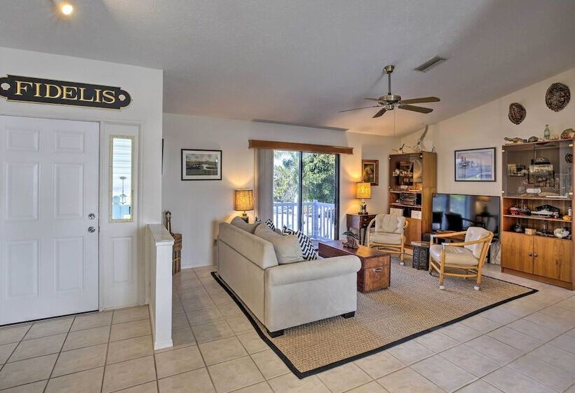 Private Pool & Deck: Canalfront St James City Home