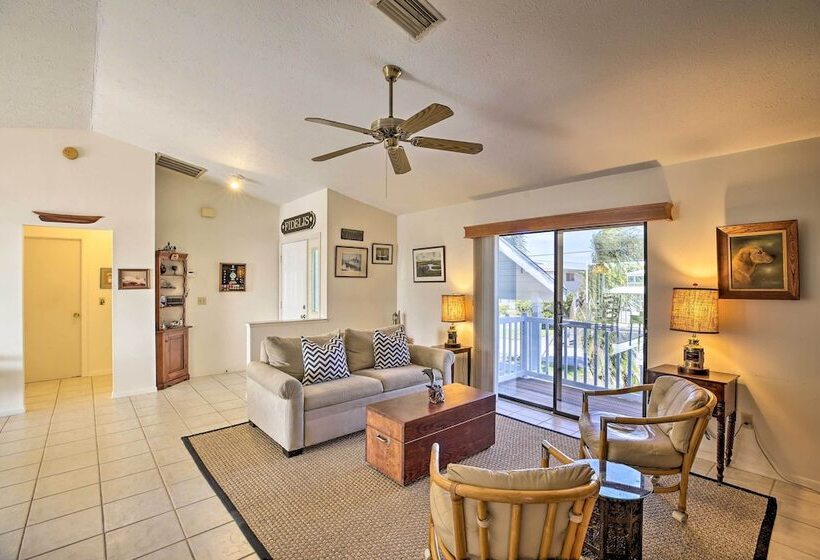 Private Pool & Deck: Canalfront St James City Home