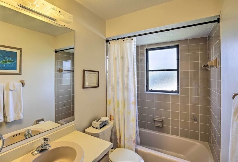 Private Pool & Deck: Canalfront St James City Home