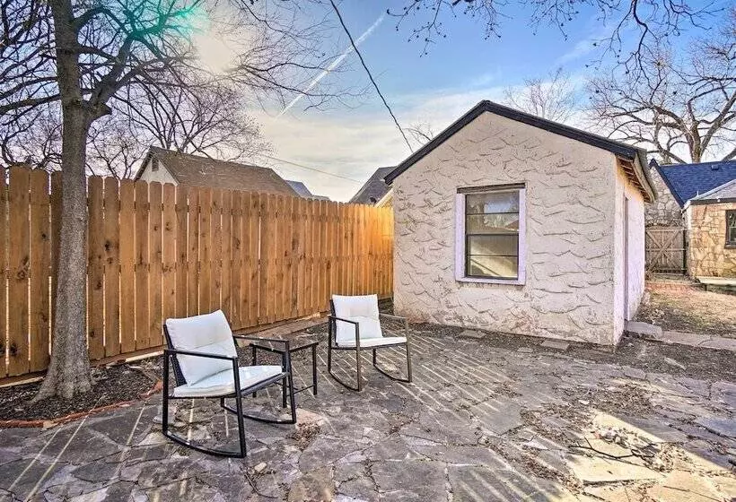 Lawton Home ~ 5 Mi To Fort Sill!