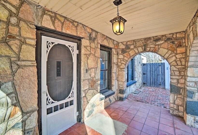 Lawton Home ~ 5 Mi To Fort Sill!