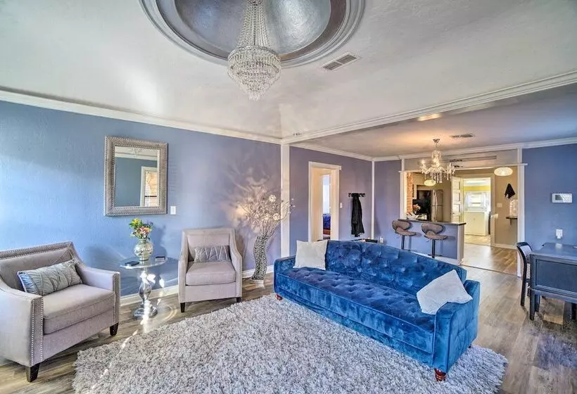 Lawton Home ~ 5 Mi To Fort Sill!