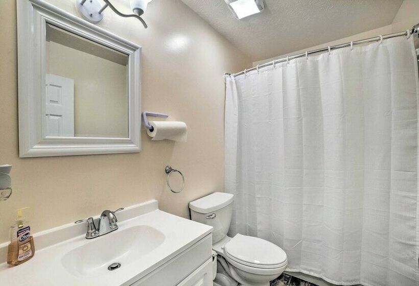 Charming Tallahassee Home 1 Mi To Lake Ella!