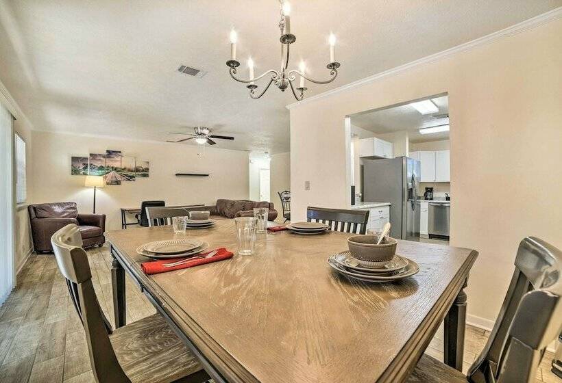 Charming Tallahassee Home 1 Mi To Lake Ella!