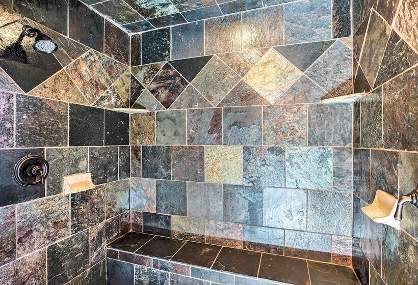 Clifton Retreat W/ Breathtaking Mt Backdrop!