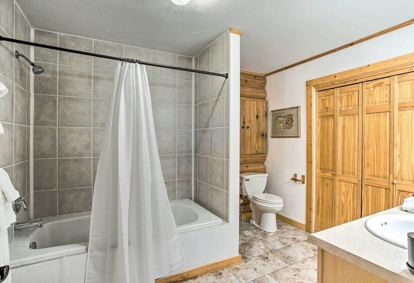 Clifton Retreat W/ Breathtaking Mt Backdrop!