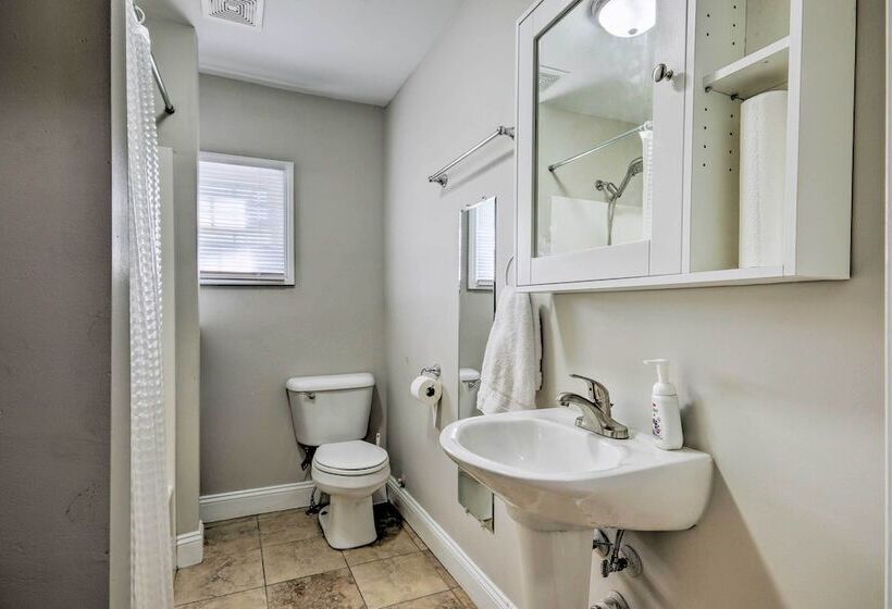 Columbia Home W/ Spacious Yard < 2 Mi To Dtwn