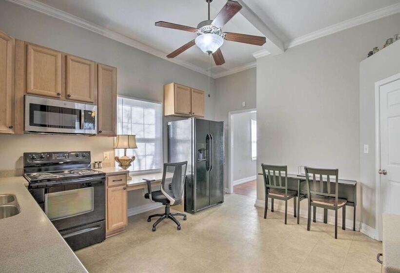 Columbia Home W/ Spacious Yard < 2 Mi To Dtwn